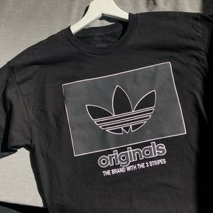 NWOT Adidas Originals Short Sleeve T-Shirt